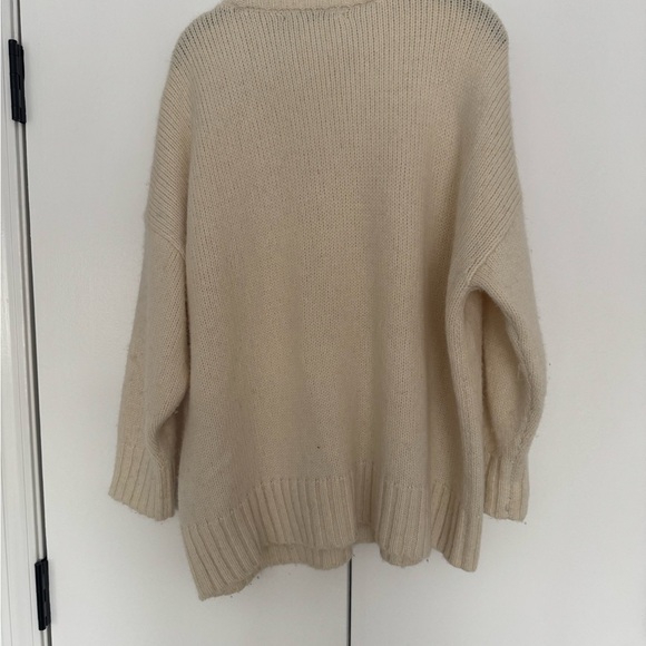 Jenni Kayne Cozy Alpaca Crewneck Sweater - Cream, Size Small - Picture 5 of 5